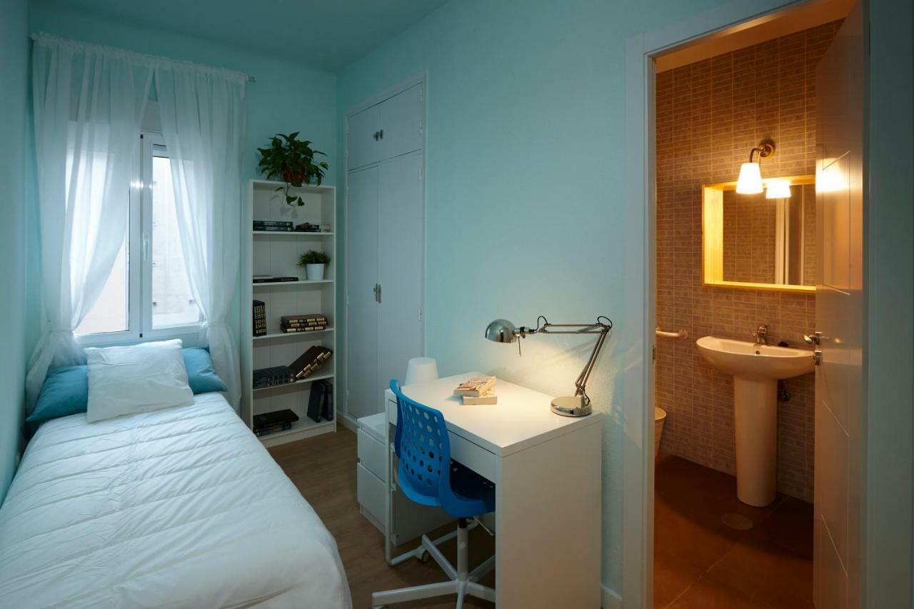 Residencia Abay Hostel